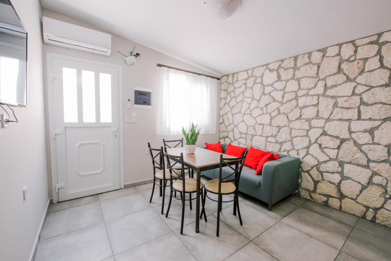 Acrocorinth Apartments Corinth Exterior foto