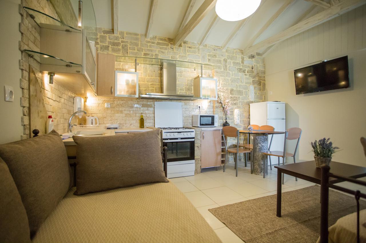 Acrocorinth Apartments Corinth Exterior foto