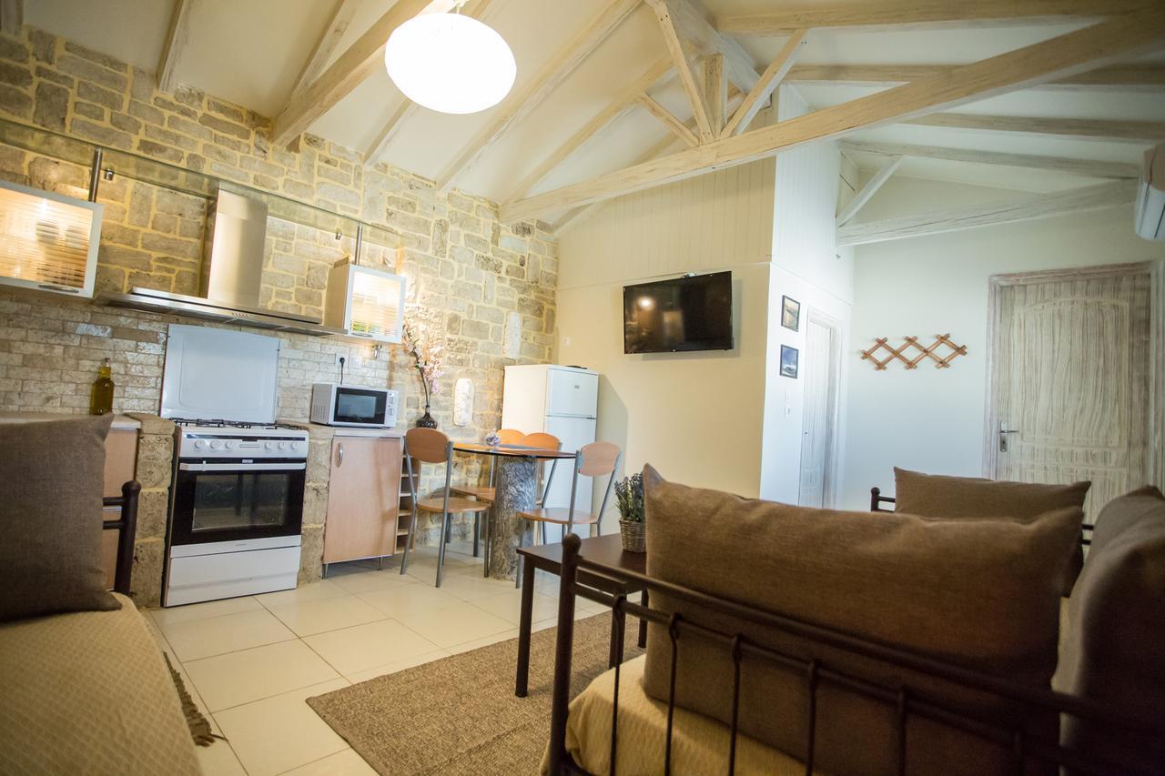 Acrocorinth Apartments Corinth Exterior foto