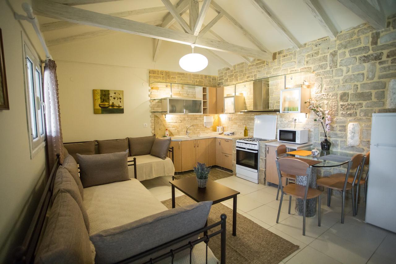Acrocorinth Apartments Corinth Exterior foto