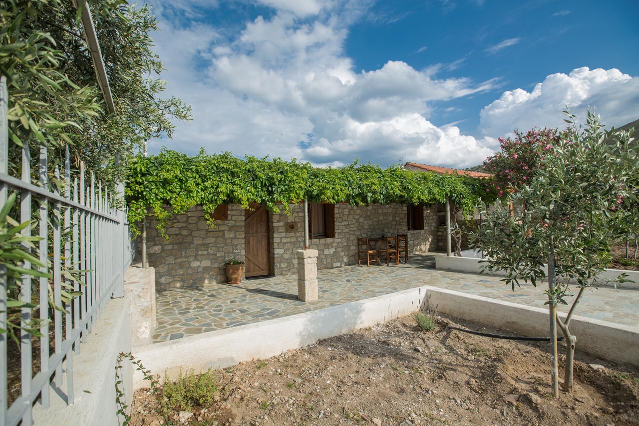 Acrocorinth Apartments Corinth Exterior foto